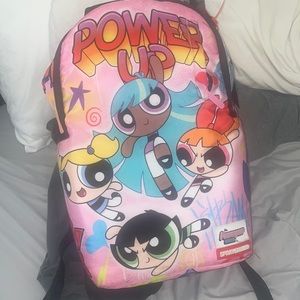 used power puff girl bookbag . good condition. gold dollar and tag still on